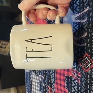 Rae Dunn " Tea" Lg.Mug, EUC